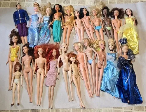 Dolls-128.webp